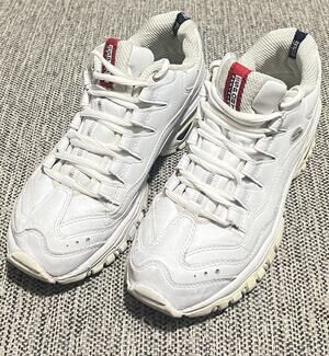 Skechers Sport Womens Walking Shoes 2250 White Leather Synthetic Size 8